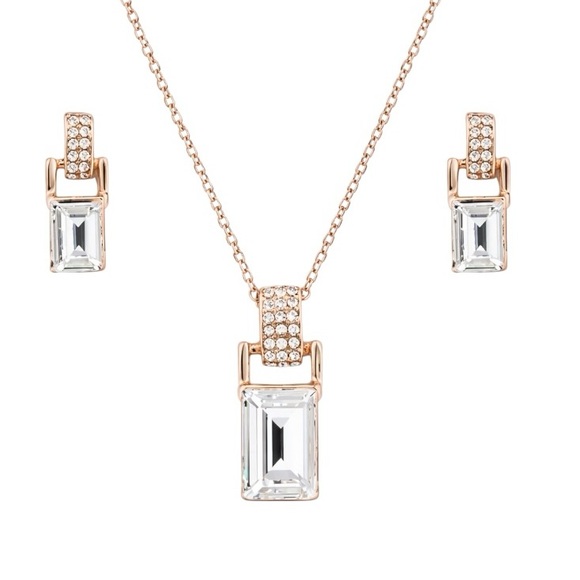 Jewelry - Art Deco Simulated Diamond The Gilda Necklace Set